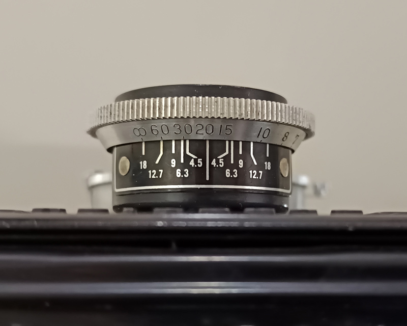 Argus Argoflex EF Top Lens Scale