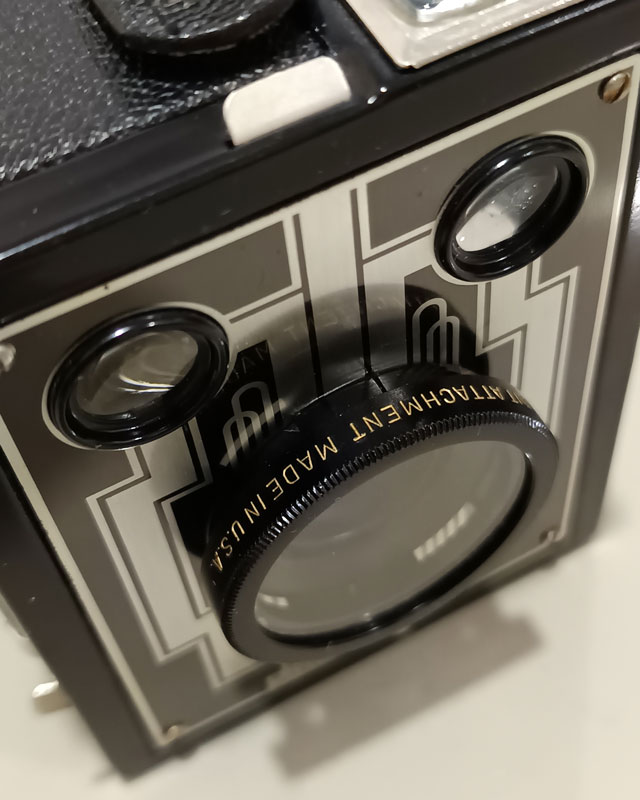 Kodak Six-20 Brownie US Model No. 7A Portrait Attachment 3