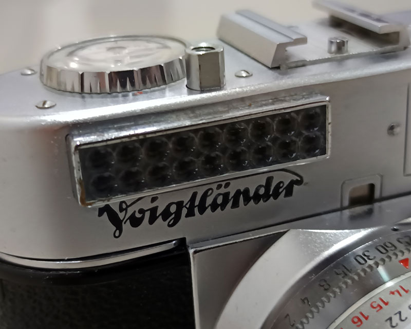 Voigtlander Vito BL Front Right