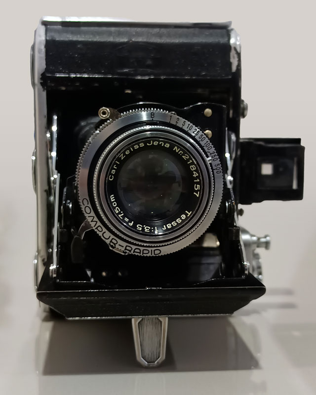 Zeiss Ikon Ikonta A 521 Open Front